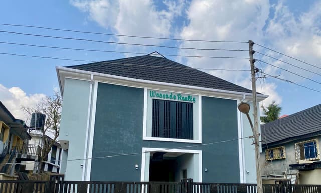 10-Unit Student Hostel